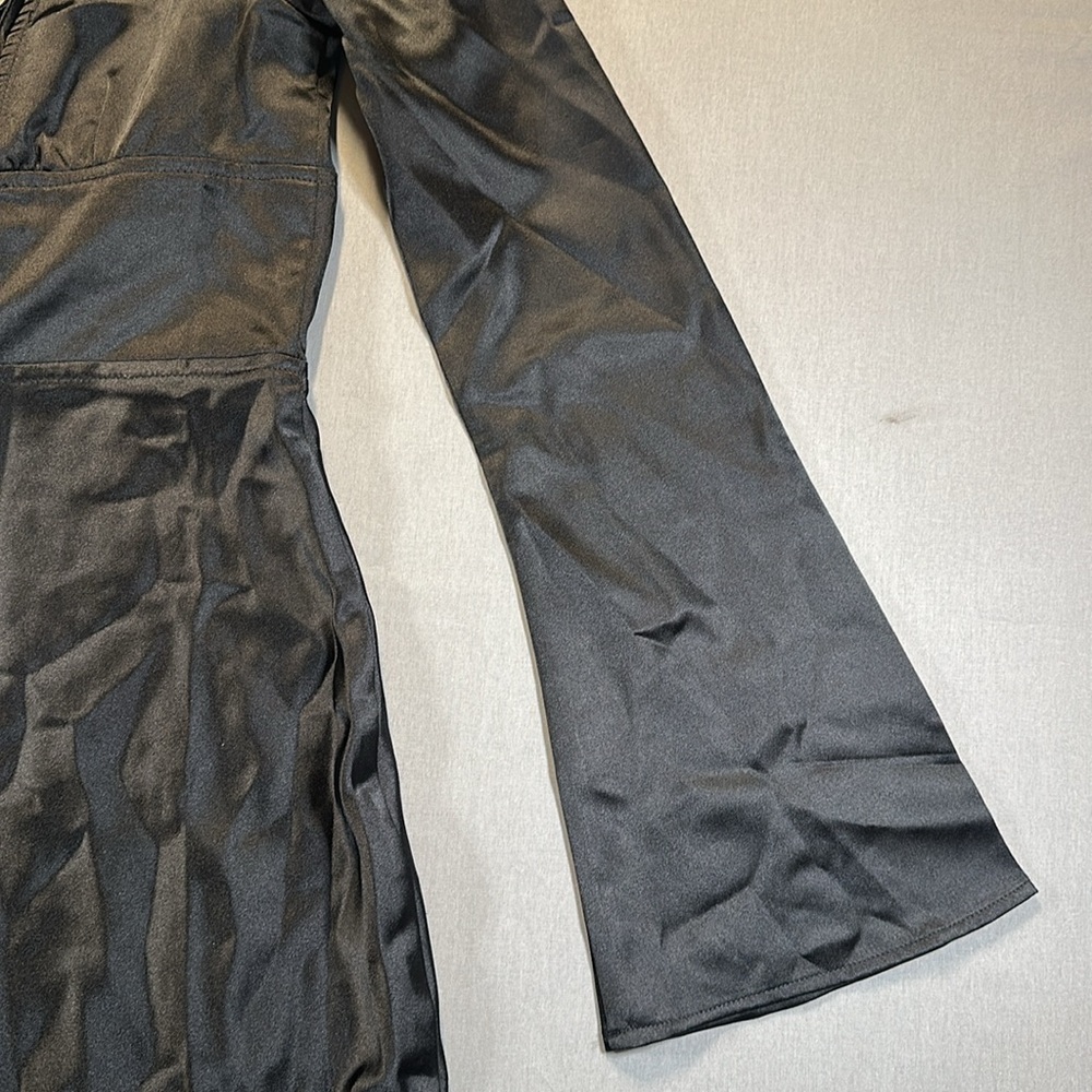 NWT Princess Polly Tashey Bias Cut Maxi Dress, Long Sleeve, Deep V, Black - US 4 - Picture 9 of 16